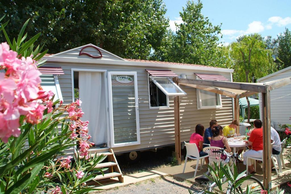 Camping Resort Les Champs Blancs Agde Værelse billede