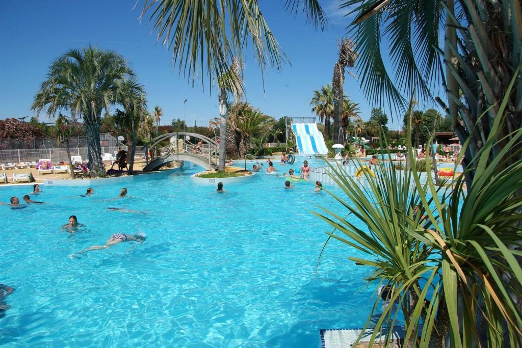Camping Resort Les Champs Blancs Agde Eksteriør billede