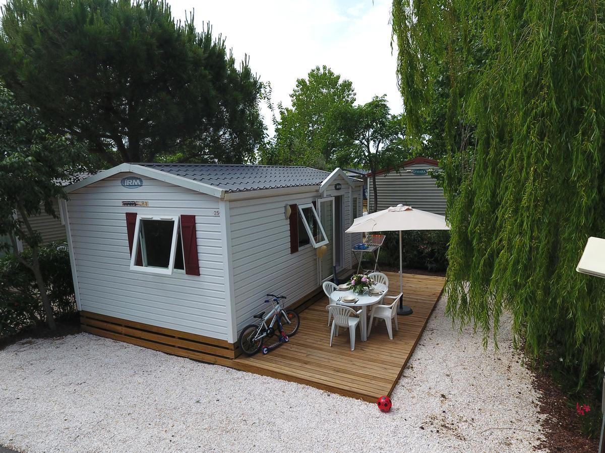 Camping Resort Les Champs Blancs Agde Eksteriør billede