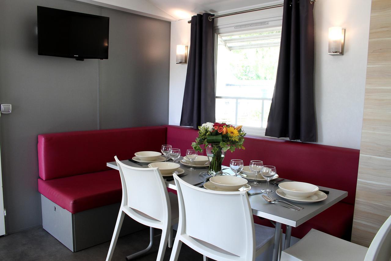 Camping Resort Les Champs Blancs Agde Eksteriør billede