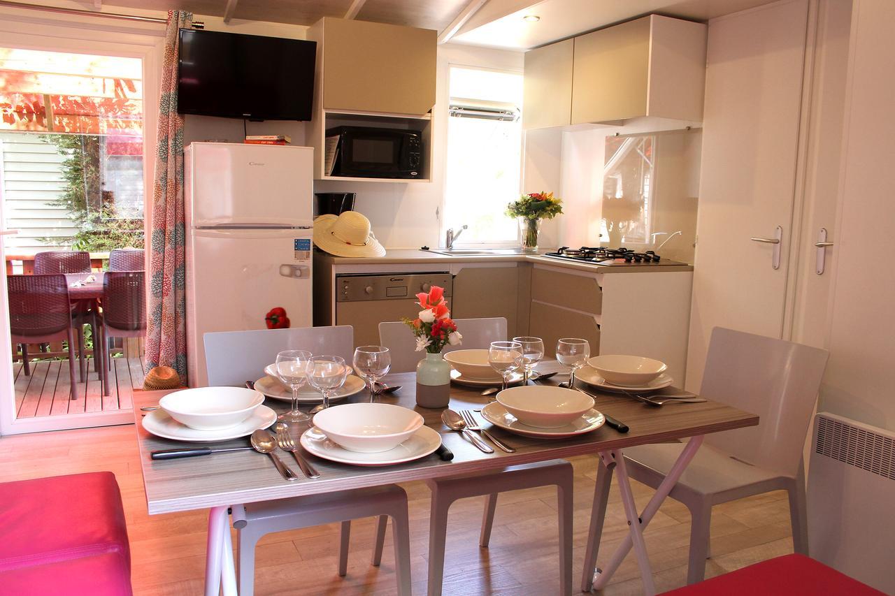 Camping Resort Les Champs Blancs Agde Eksteriør billede