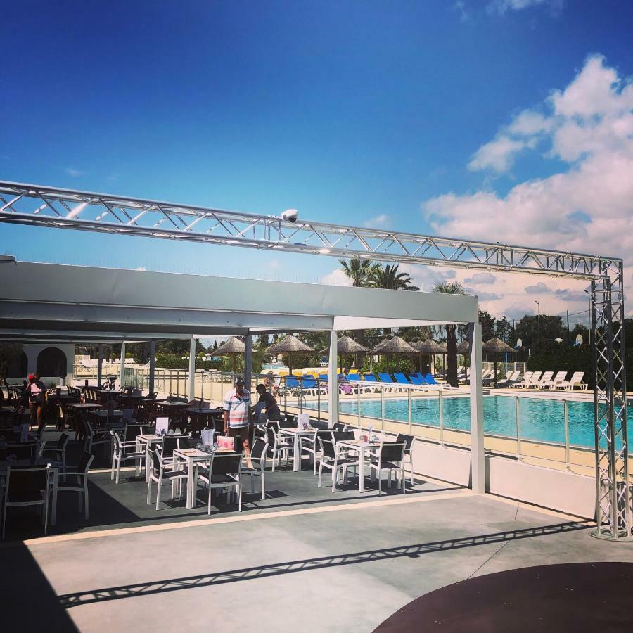 Camping Resort Les Champs Blancs Agde Eksteriør billede